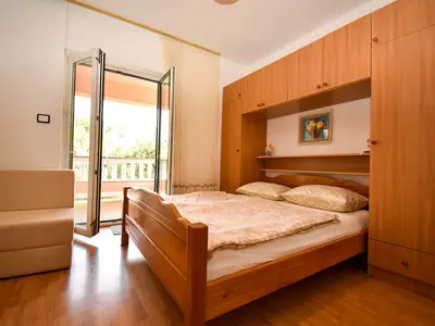 Zimmer für 2 Personen (15 m²) in Rab 5/10