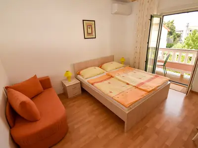 Zimmer für 2 Personen (16 m²) in Rab 8/10