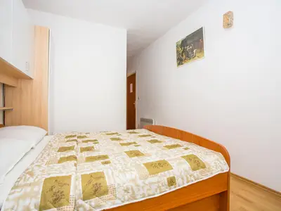Zimmer für 2 Personen (15 m²) in Rab 8/10