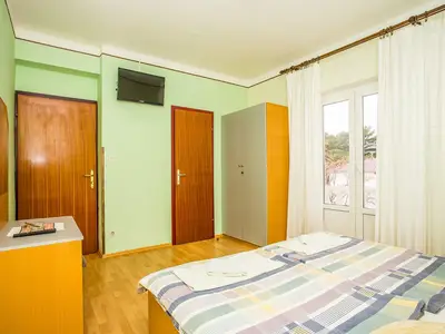 Zimmer für 2 Personen (25 m²) in Rab 10/10
