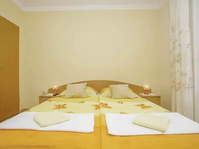 Zimmer für 2 Personen (25 m²) in Rab 10/10