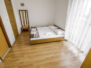 Zimmer für 2 Personen (18 m²) in Rovanjska