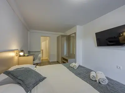 Zimmer für 2 Personen (35 m²) in Rovinj 1/10