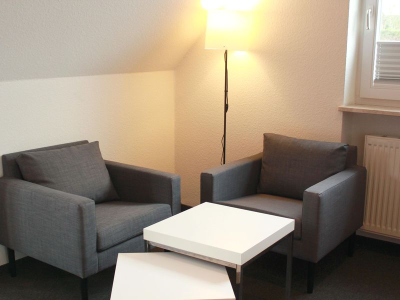 23898690-Zimmer-2-Schashagen-800x600-1