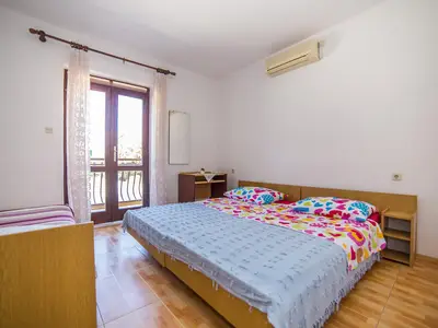 Zimmer für 3 Personen (20 m²) in Splitska 2/10