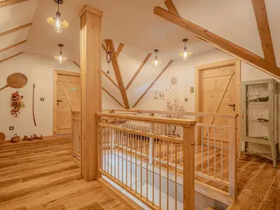 Gemeinschaftsbereich (Flure, Halle)