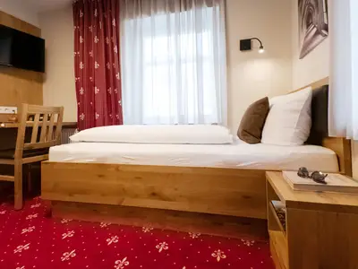 Zimmer für 1 Person (10 m²) 8/9