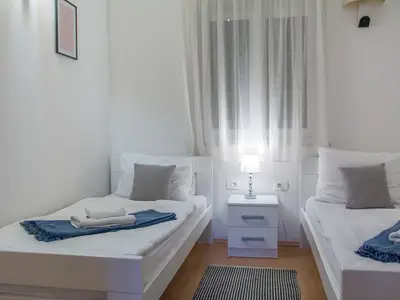 Zimmer für 4 Personen (30 m²) in Pučišća 3/10