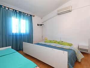 Zimmer für 2 Personen in Starigrad-Paklenica