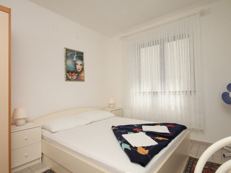 23929427-Zimmer-2-Starigrad-Paklenica-800x600-1