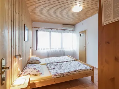Zimmer für 3 Personen (20 m²) in Tar 1/10