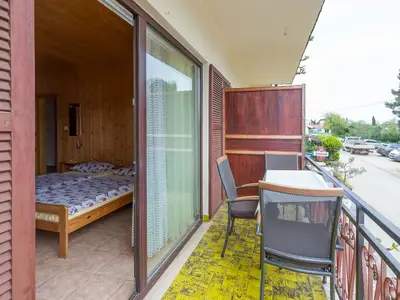 Zimmer für 4 Personen (20 m²) in Tar 3/10