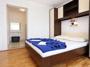 Zimmer für 3 Personen (17 m²) in Trpanj