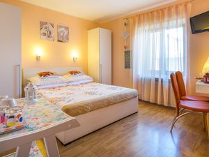 Zimmer für 2 Personen (16 m²) in Vrbnik