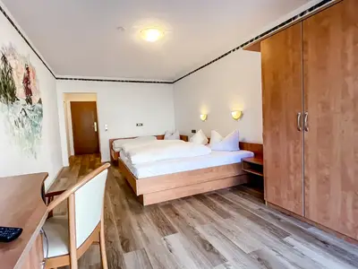 Zimmer für 3 Personen (29 m²) in Winterberg 4/10