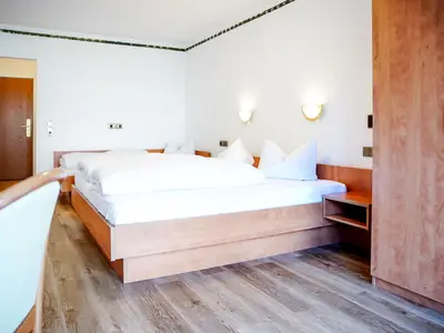 Zimmer für 3 Personen (29 m²) in Winterberg 8/10