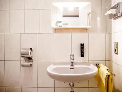 Zimmer für 3 Personen (29 m²) in Winterberg 10/10