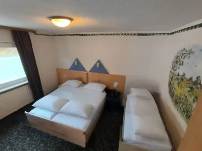 Zimmer für 5 Personen (35 m²) in Winterberg 1/10